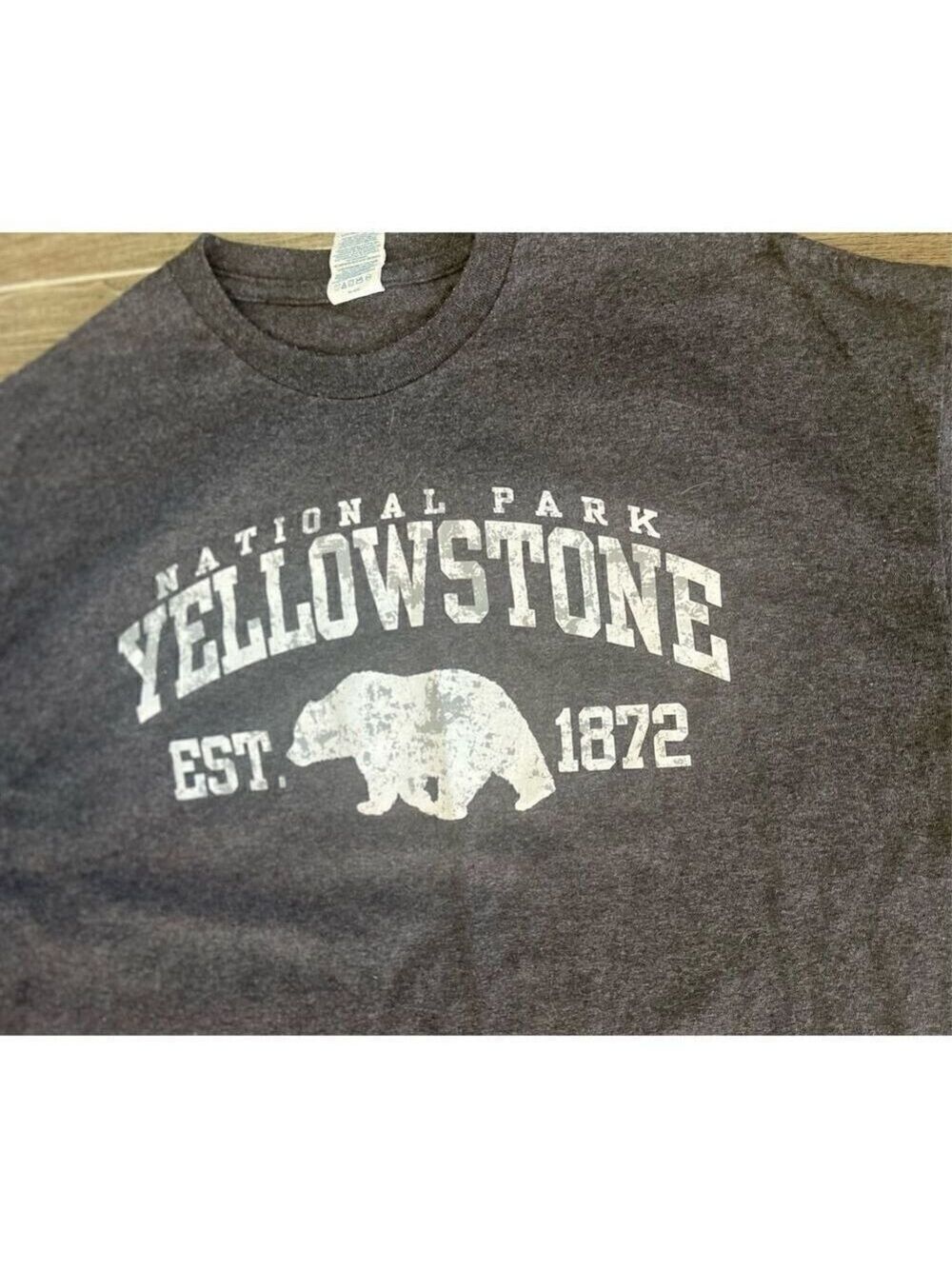 Yellowstone T-shirt XL gray logo - Picture 15 of 15